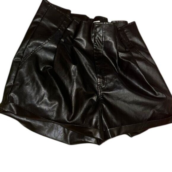 Madden NYC Womens Black Faux Leather Pleated High-Waisted Shorts Size L - Picture 2 of 9